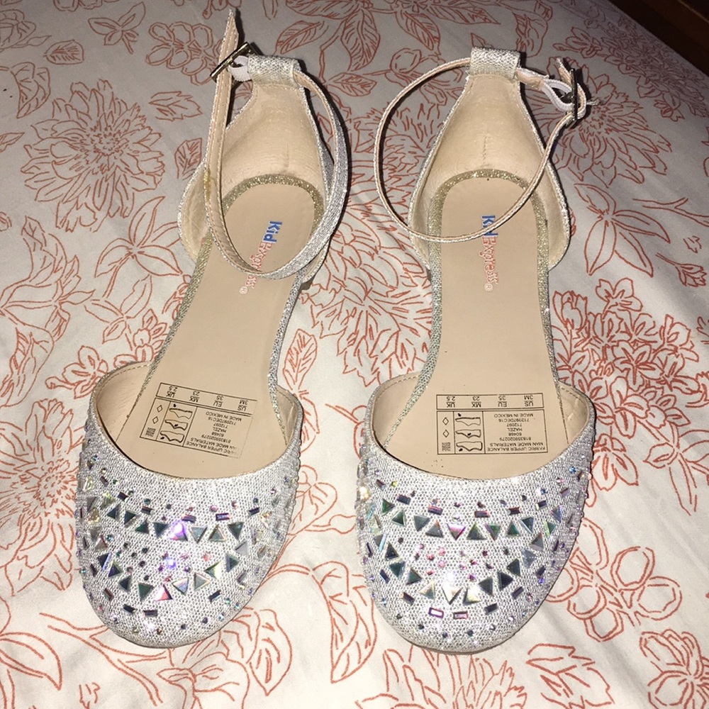 Glittery silver flats